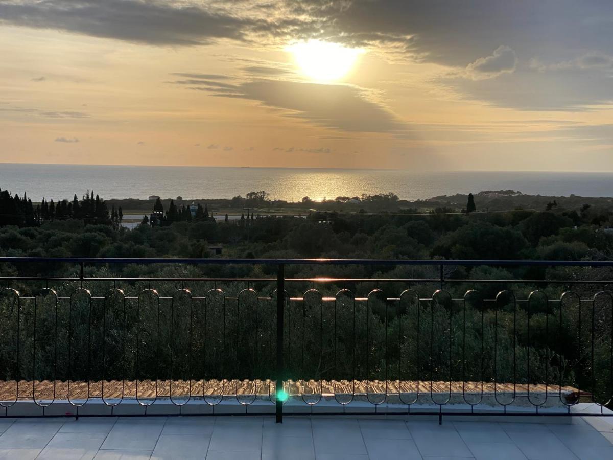 Moulinos Loft Apartment Svoronata Luaran gambar