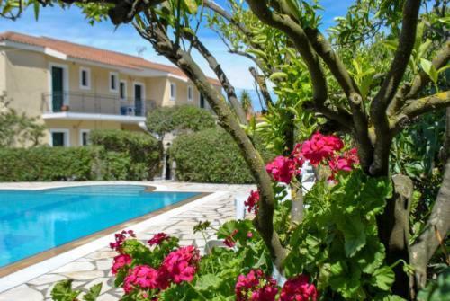 Moulinos Loft Apartment Svoronata Luaran gambar