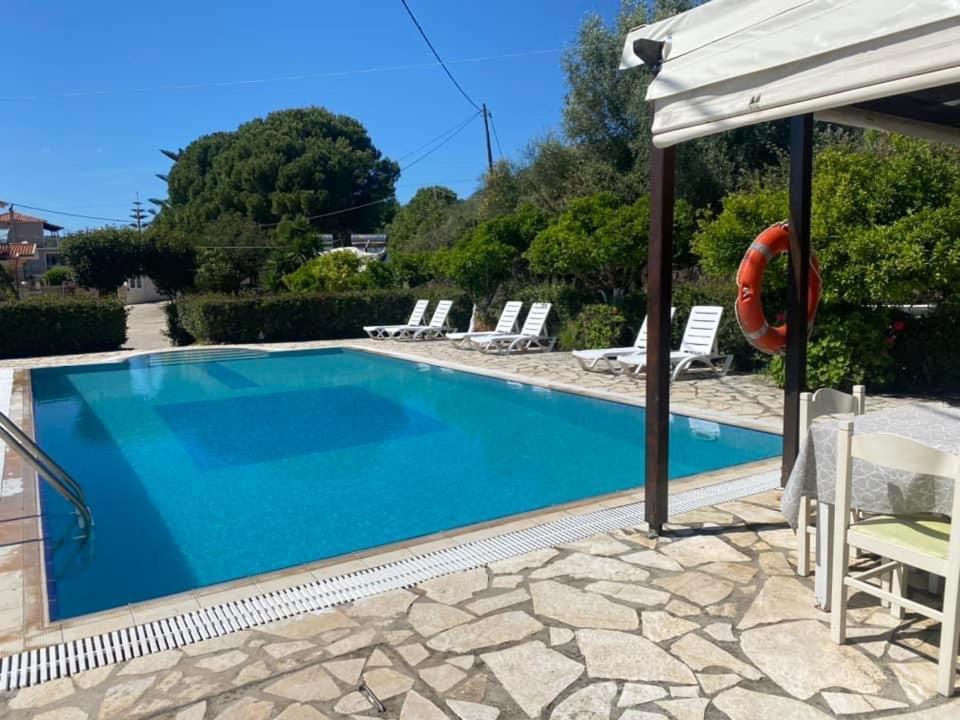 Moulinos Loft Apartment Svoronata Luaran gambar