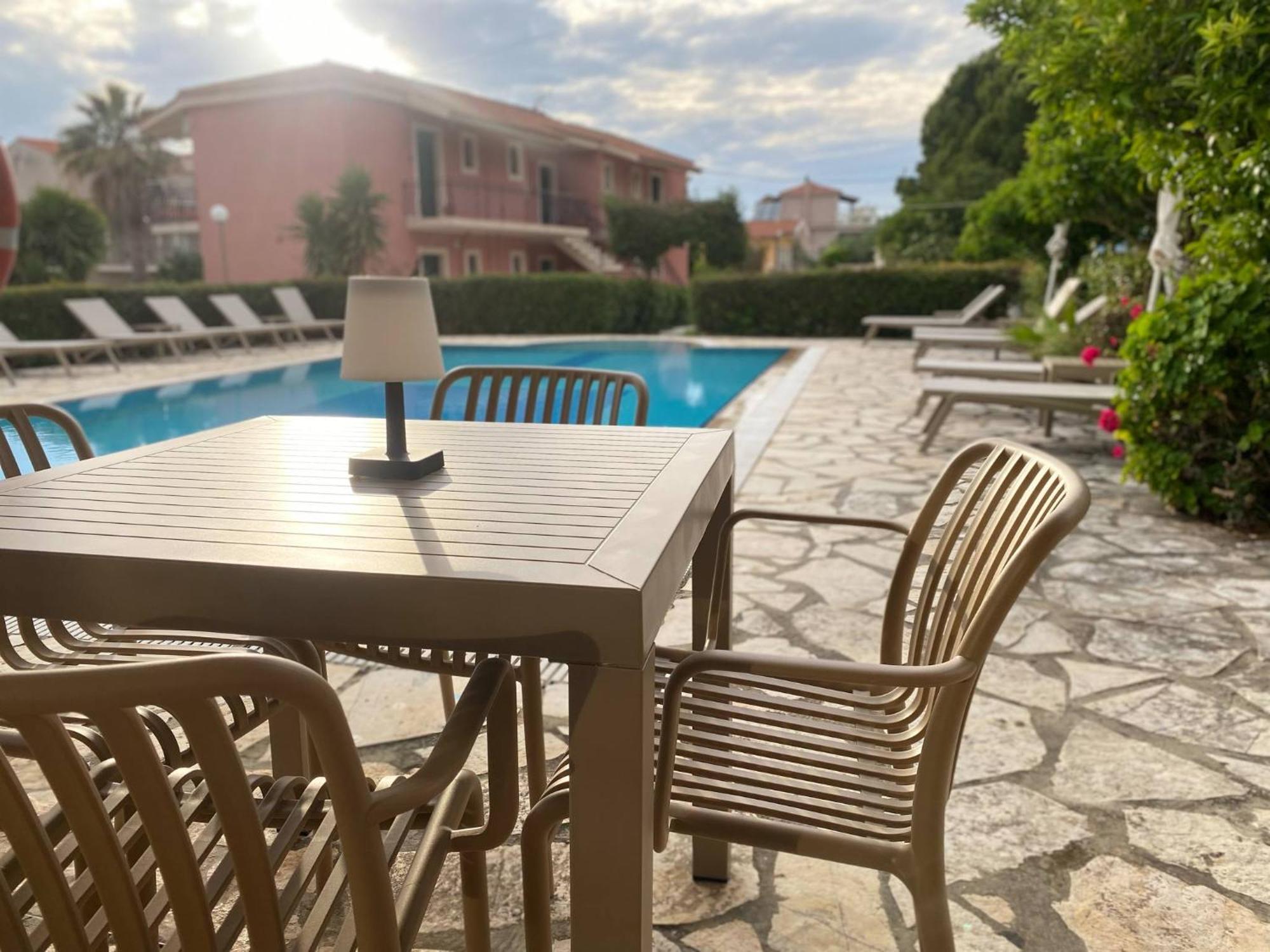 Moulinos Loft Apartment Svoronata Luaran gambar